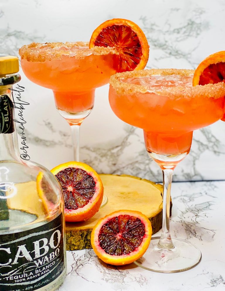 451AECB5 70D8 48DF 8904 557C46D92628 768x994