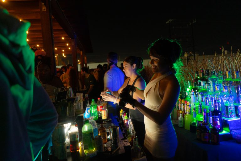 Party shakers bartending services  5 1 768x512