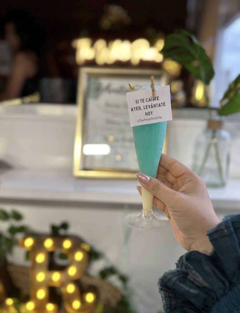 F18192B4 20BF 4501 B8AA A6D510292FEA 768x1000